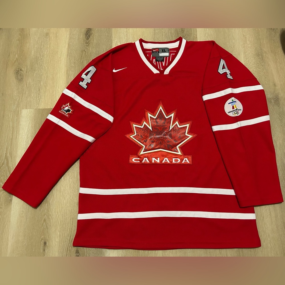 Nike Canada National Men’s Hockey Team